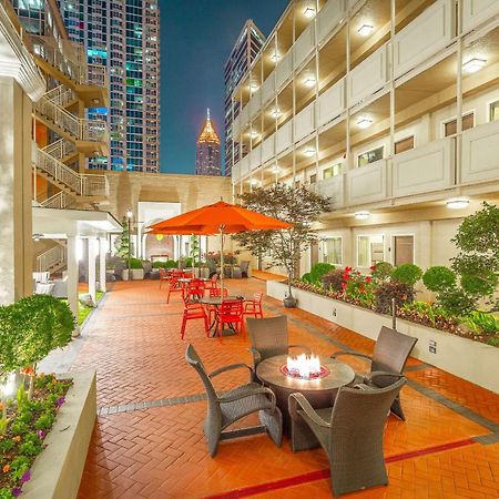 Inn At The Peachtrees, Ascend Hotel Collection Атланта Экстерьер фото